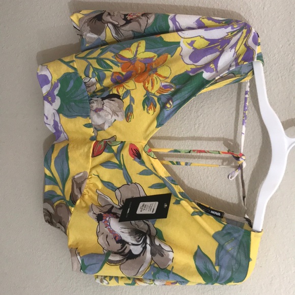 Top - Picture 2 of 2